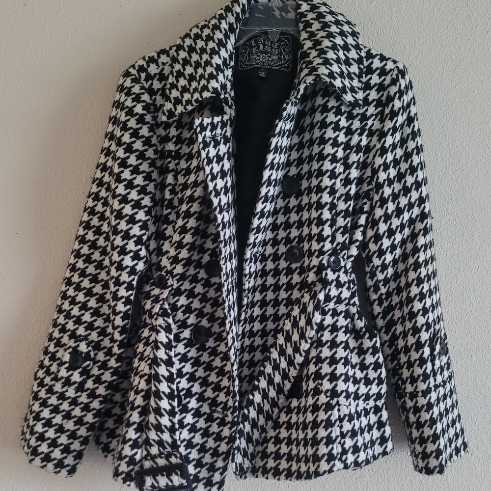Last Kiss Sz Large Peacoat Jacket